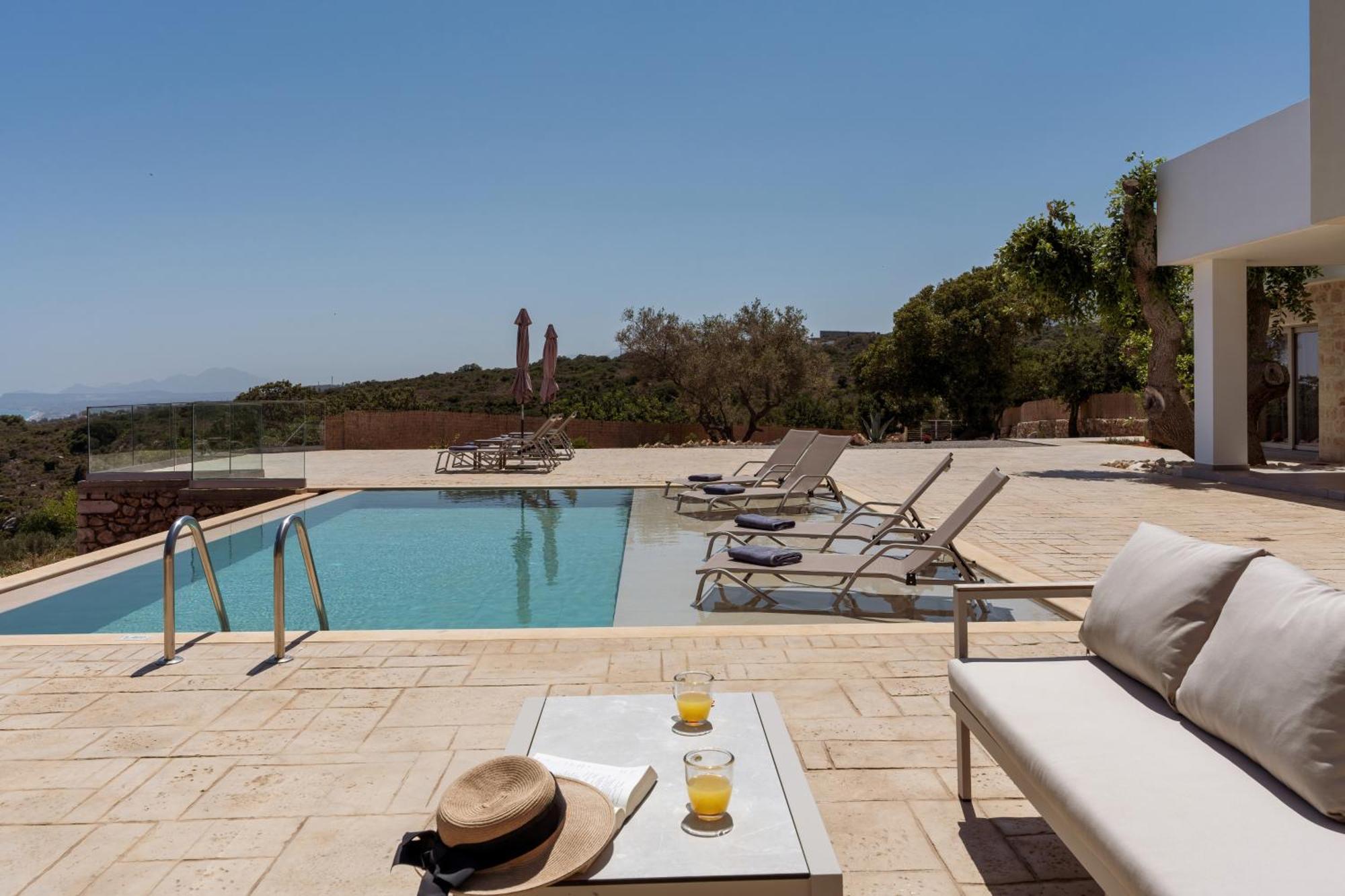 Miroy Sea View Villa